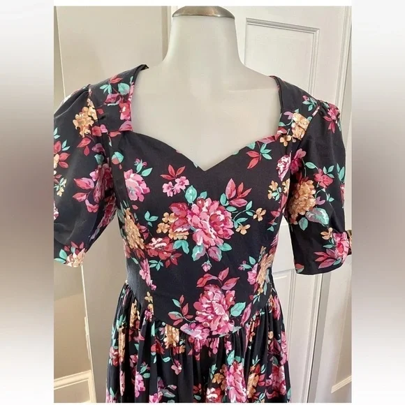 Laura Ashley prairie Floral black Dress with Pink and green Accents puff sleeve - Picture 6 of 13